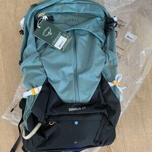 SIRRUS Osprey 24 green backpack day hiking size O/S Women